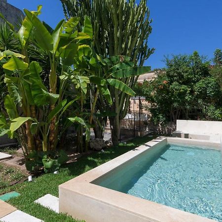 Palazzo Acquaviva - Il Giardino Sospeso Daire Lecce Dış mekan fotoğraf